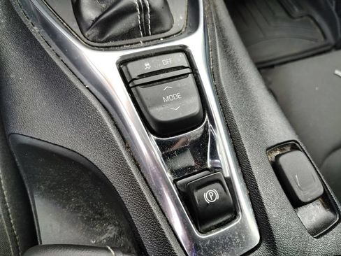 Used 2018 Chevrolet Camaro LT RWD image 18