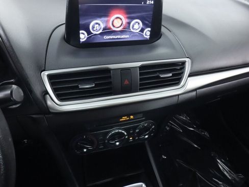 Used 2018 MAZDA MAZDA3 Sport FWD image 15
