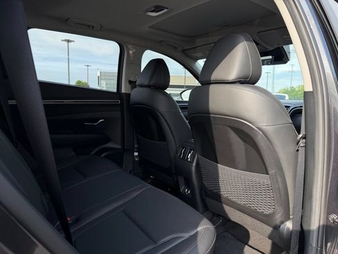 Used 2023 Hyundai Tucson SEL w/ Convenience Package FWD image 28