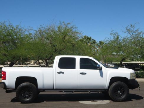 Used 2011 Chevrolet Silverado 2500 W/T image 3