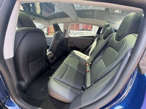 Used 2025 Tesla Model 3 RWD image 15