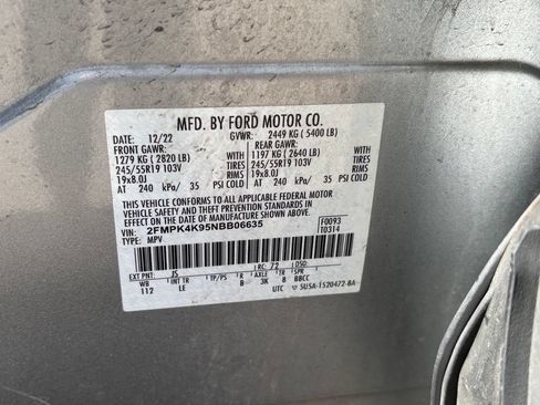 Used 2022 Ford Edge Titanium AWD/4WD image 16