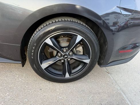 Used 2022 Ford Mustang Coupe w/ Equipment Group 101A RWD image 30