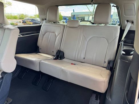 Used 2024 Ford Expedition Limited AWD/4WD image 35