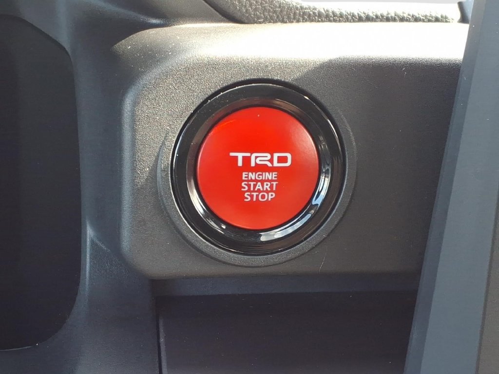 Used 2025 Toyota Tacoma TRD Off-Road AWD/4WD image 23