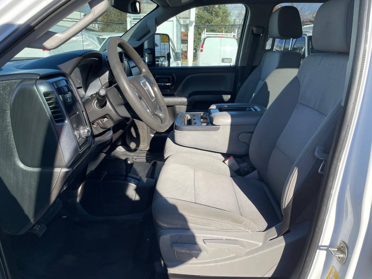 Used 2019 GMC Sierra 2500 4x4 Crew Cab w/ Sierra Convenience Package image 9