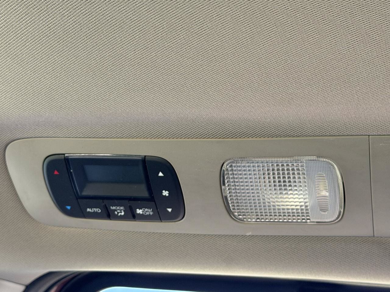 Used 2016 Honda Odyssey Touring image 45