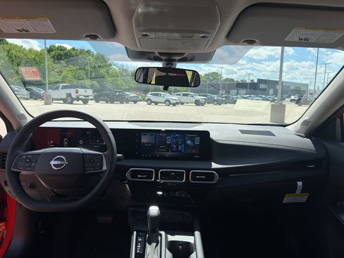 New 2026 Nissan Sentra SR FWD image 28
