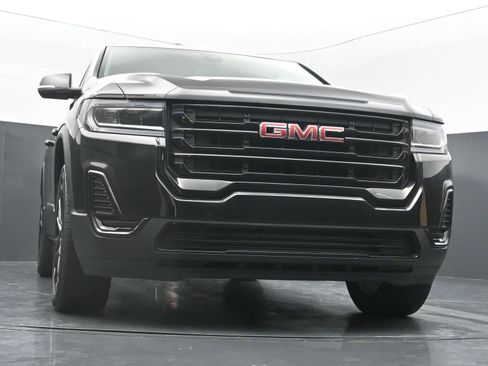 Used 2023 GMC Acadia SLE w/ Driver Convenience Package FWD image 42
