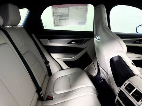 Certified 2026 Jaguar F-PACE R-Dynamic S AWD/4WD image 34