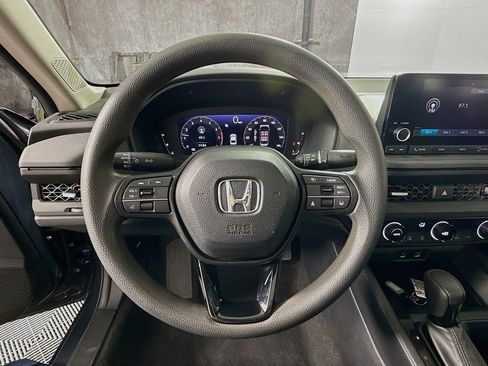 Certified 2023 Honda Accord EX image 8