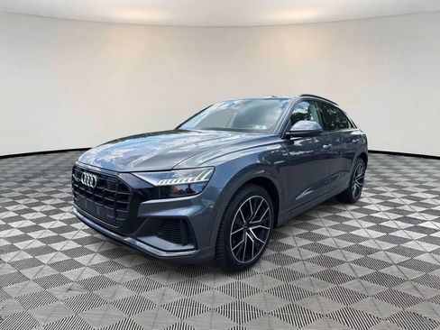 Used 2021 Audi Q8 Prestige w/ Prestige Package AWD/4WD image 3