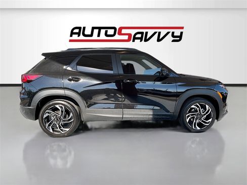 Used 2024 Chevrolet TrailBlazer RS w/ Driver Confidence Package image 8