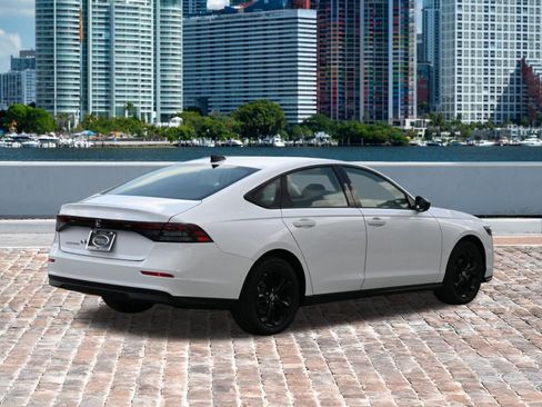 New 2025 Honda Accord SE image 5