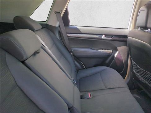 Used 2015 Kia Sorento LX FWD image 17