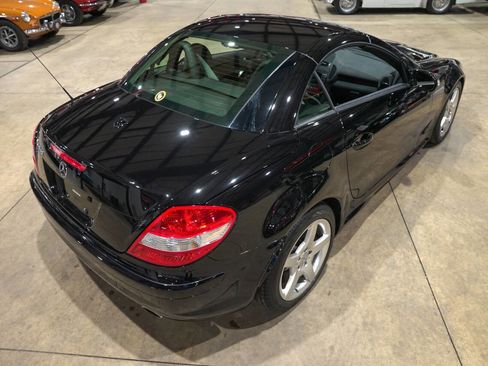 Used 2006 Mercedes-Benz SLK 350 SLK 350 2dr Convertible image 31
