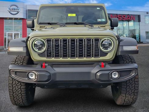 Used 2026 Jeep Gladiator Rubicon AWD/4WD image 2