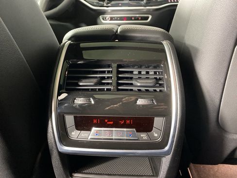 New 2026 BMW X7 xDrive40i w/ Executive Package image 23