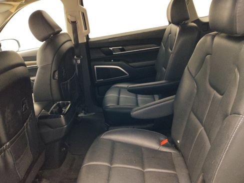 Used 2022 Kia Telluride EX w/ EX Premium Package image 18