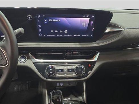 Used 2024 Buick Envista Sport Touring w/ Convenience I Package image 19