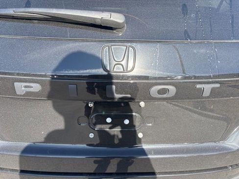 Used 2023 Honda Pilot Elite image 17