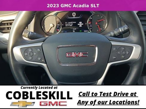 Used 2023 GMC Acadia SLT w/ Elevation Edition image 19