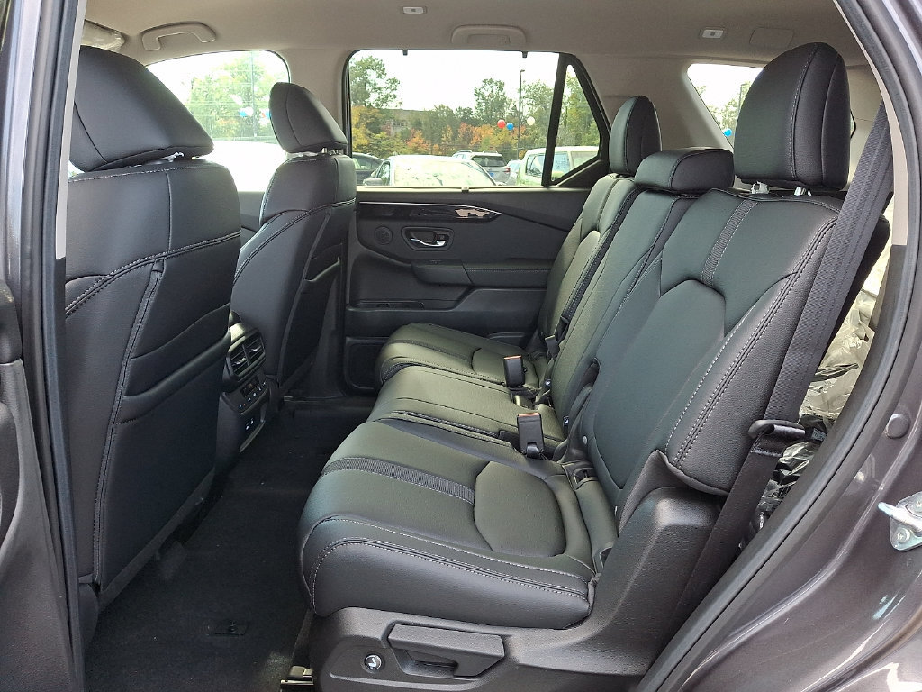 New 2026 Honda Pilot EX-L image 7