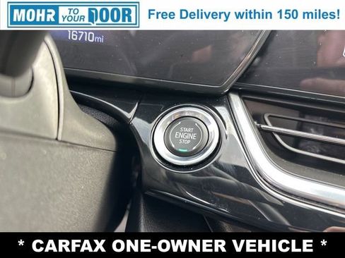 Used 2025 Chevrolet Trax RS w/ Sunroof Package image 20