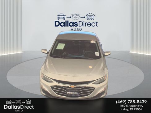 Used 2022 Chevrolet Malibu LT image 3