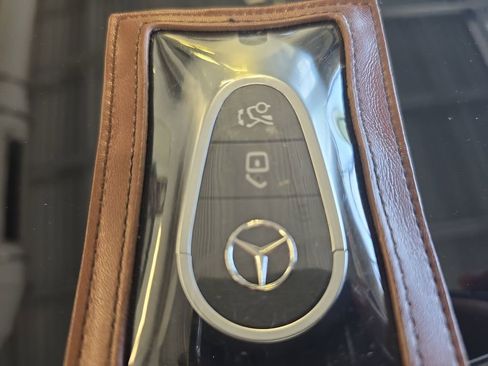 New 2025 Mercedes-Benz C 300 Sedan image 36