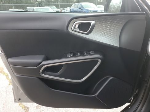 New 2025 Kia Soul LX image 29