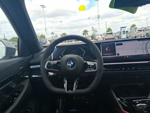 New 2026 BMW 530i w/ M Sport Package RWD image 10