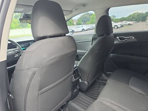 Certified 2026 Kia Sportage LX w/ LX Convenience Package FWD image 10
