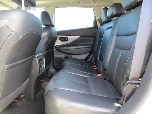 Used 2021 Nissan Murano SL w/ SL Moonroof Package image 13