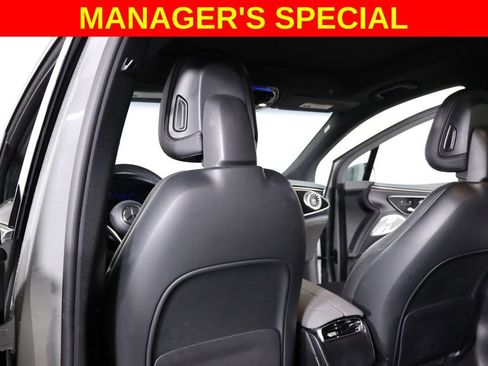 Used 2023 Mercedes-Benz EQS 580 4MATIC SUV image 33