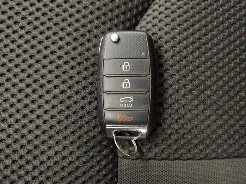Used 2020 Kia Optima LX FWD image 32