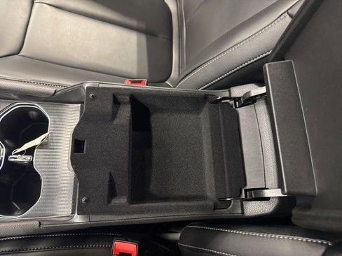 New 2025 Jeep Grand Cherokee Limited w/ Trailer Tow Package image 30