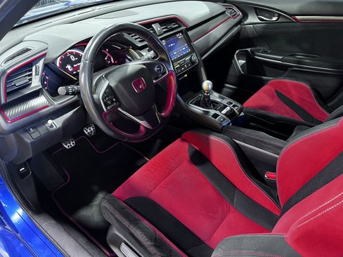 Used 2018 Honda Civic Type R image 13