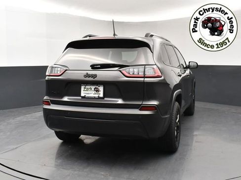 Used 2023 Jeep Cherokee Altitude Lux w/ Lux Elite Package AWD/4WD image 5