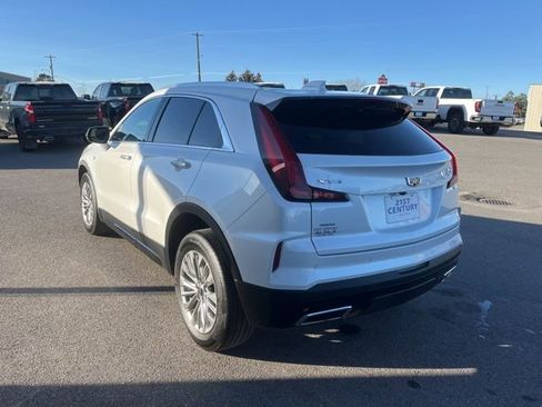Used 2024 Cadillac XT4 Premium Luxury AWD/4WD image 11