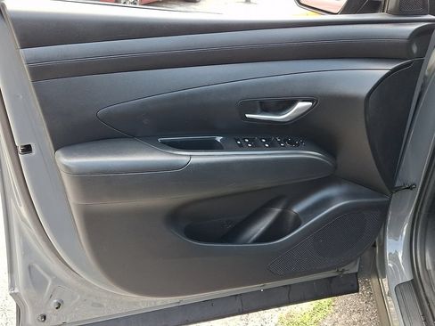 Certified 2025 Hyundai Tucson SEL AWD/4WD image 13