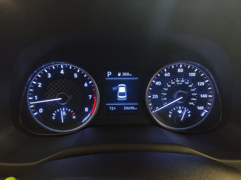 Used 2020 Hyundai Elantra SE FWD image 23