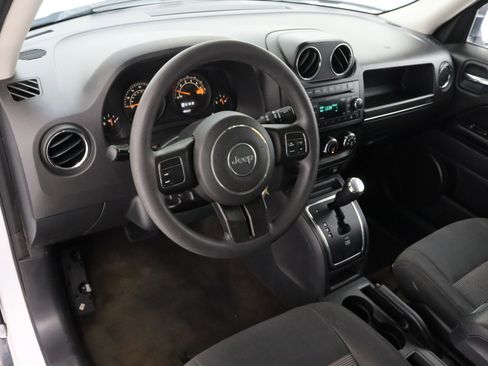 Used 2015 Jeep Patriot Sport w/ Power Value Group FWD image 13