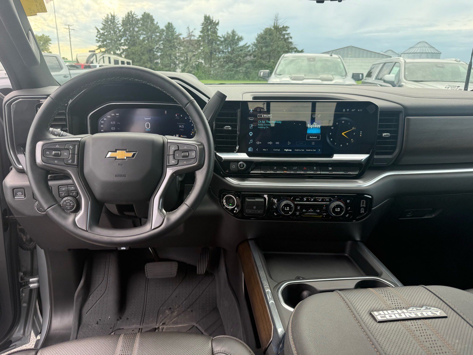 Used 2026 Chevrolet Silverado 3500 High Country w/ High Country Premium Package AWD/4WD image 22