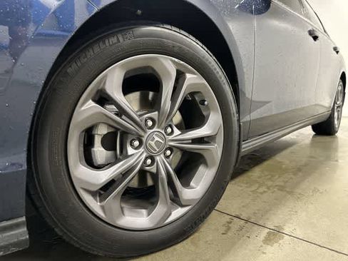 Used 2024 Honda Accord EX image 27
