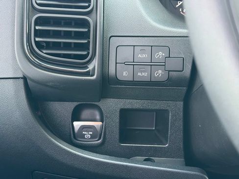 New 2026 RAM ProMaster 3500 w/ Convenience Group FWD image 20