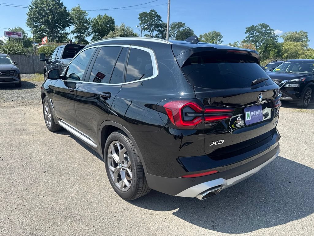 Used 2023 BMW X3 xDrive30i w/ Premium Package w/ZPA AWD/4WD image 7