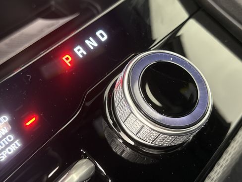 New 2025 Jeep Grand Cherokee L Limited w/ Black Appearance Package image 26