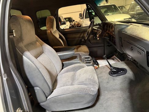 Used 1993 Dodge D/W Truck 350 image 14