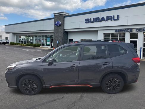 Used 2024 Subaru Forester Sport image 6